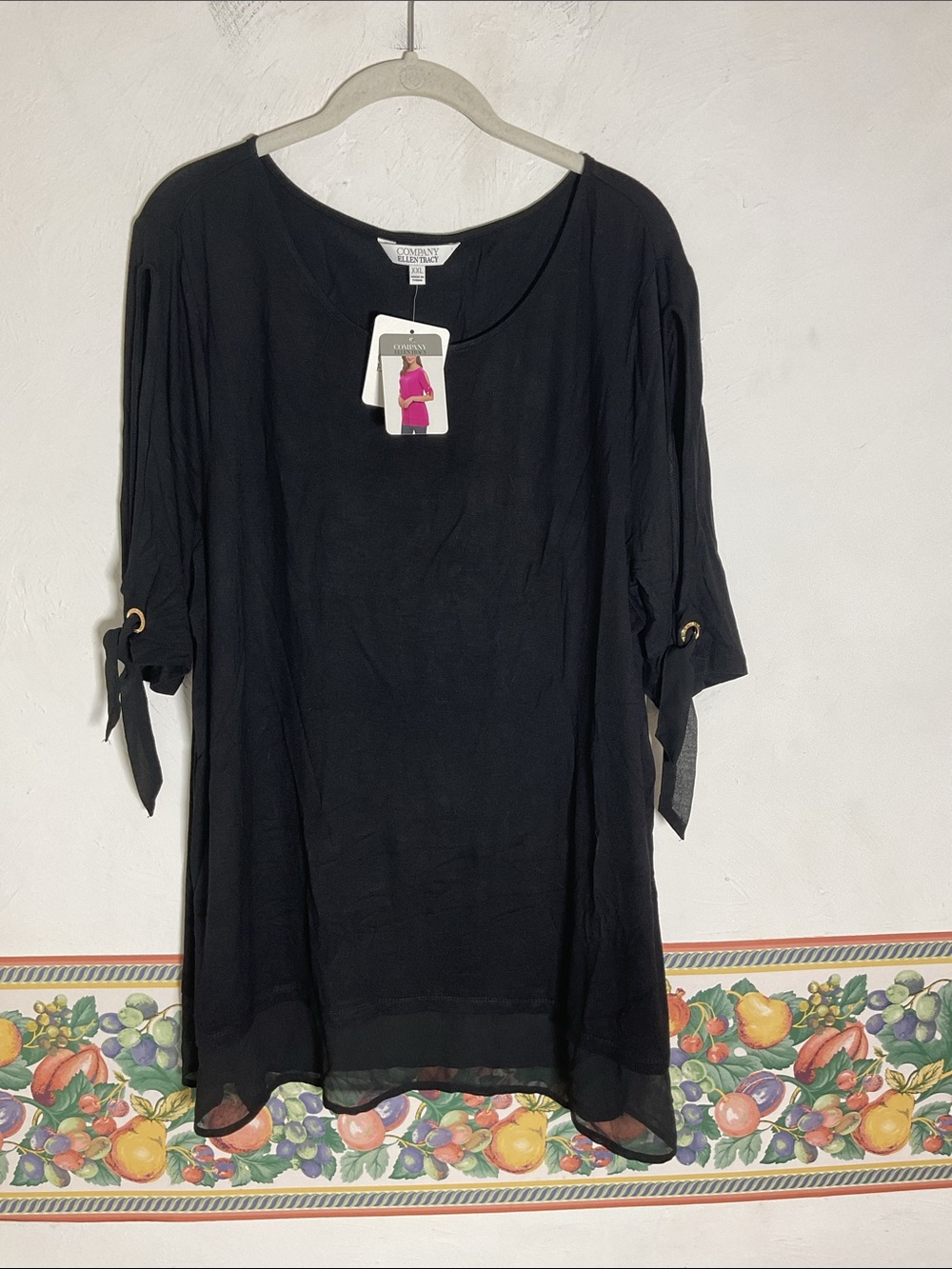 Company Ellen Tracy Black Cold Shoulder Grommet Tie Top Size XXL NWT
